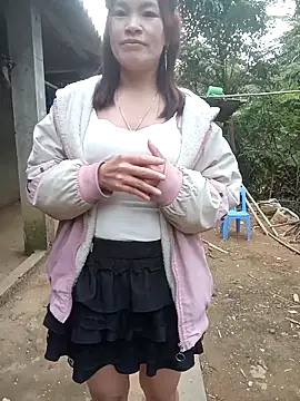 nangmo's cam snapshot