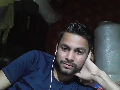 Stubborndesiboy's cam snapshot