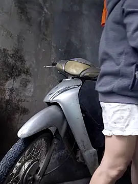 Lucky-2x's cam snapshot