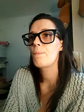 Mila_Luciphya's cam snapshot