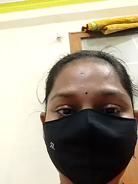 Priyanka_30 live sex cam