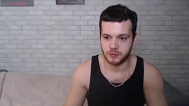 Alexxx_horny live sex cam