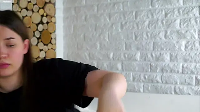 LowOncoming's cam snapshot