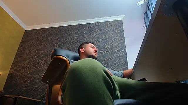 JoshKnights live sex cam