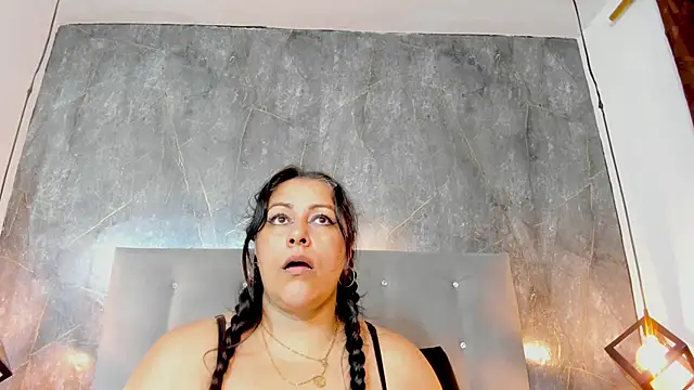 SexxyPamela's cam snapshot