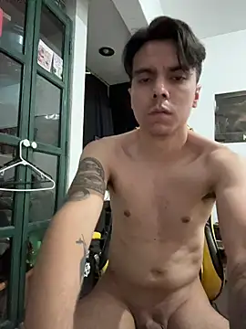 SanPepeGrillo98 live sex cam