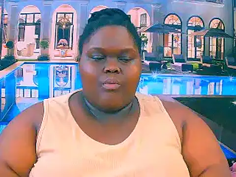 EbonyHotBuns's cam snapshot