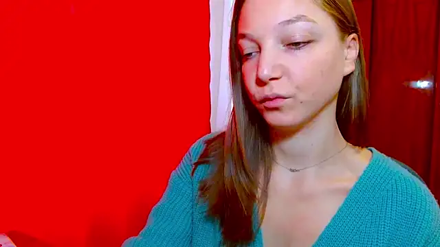 EmillyPlay live sex cam