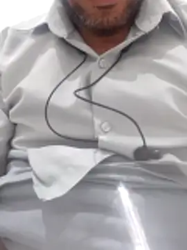 akramali40yo live sex cam