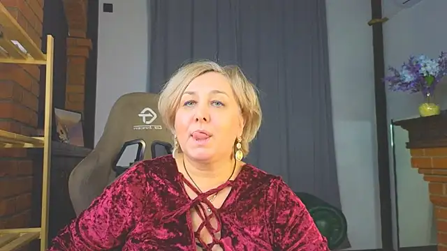 Marta_Wils's cam snapshot