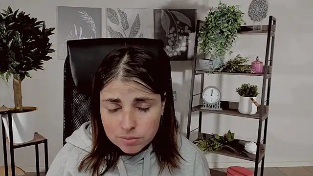 MartaEdams's cam snapshot