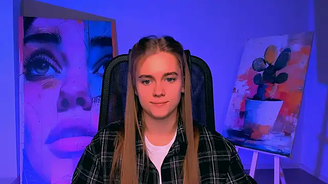 JuneWoods's cam snapshot