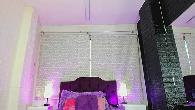 Zamara_Kleii's cam snapshot