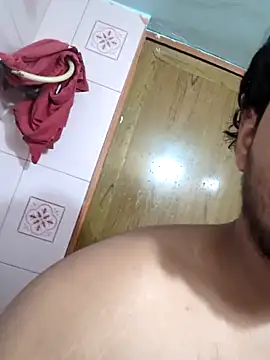 Kira_1413 live sex cam