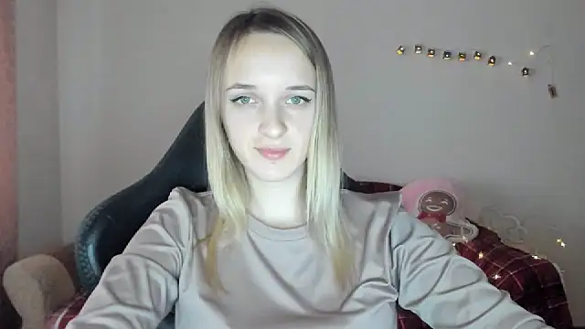 RouseReed's cam snapshot