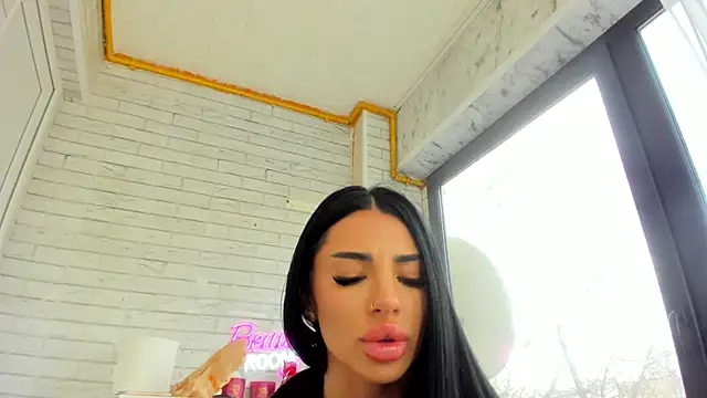 Britney_Charm_ live sex cam