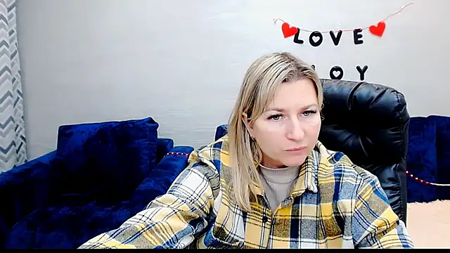 Incredible_Ariela's cam snapshot