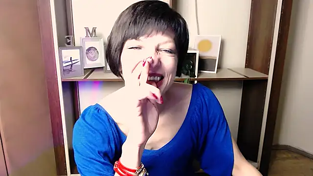 _AngeliaFlow_'s cam snapshot