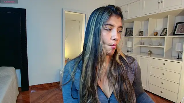 nina_moen's cam snapshot