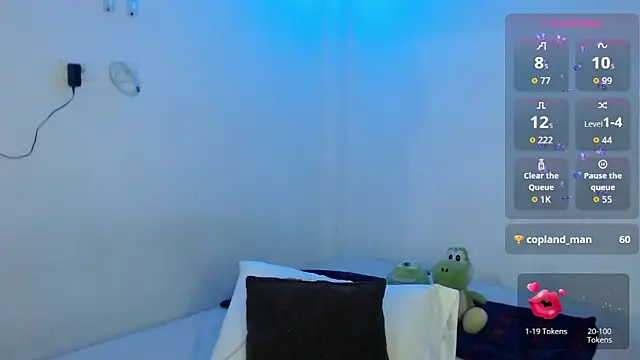 Alyson_17's cam snapshot