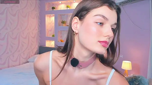 FloraDobb live sex cam