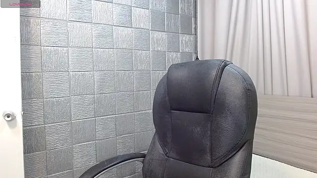 Iantwink18 live sex cam