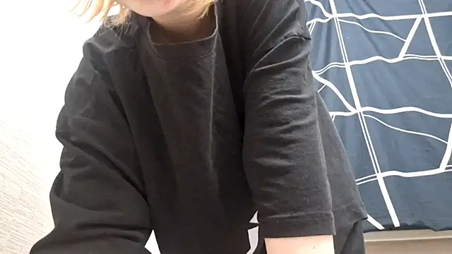 AstraVale live sex cam