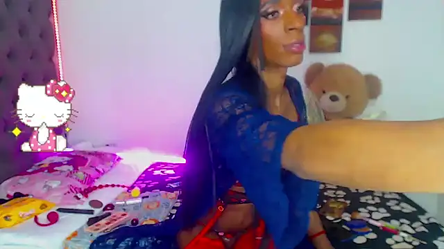 lucianadolll live sex cam