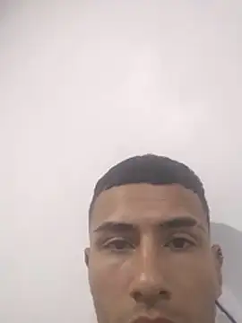 dominic12O's web cam