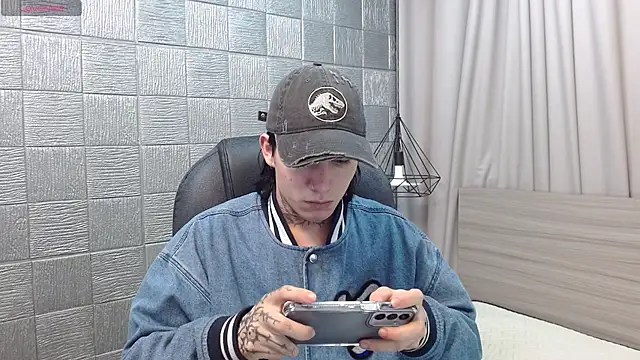 Iantwink18's cam snapshot