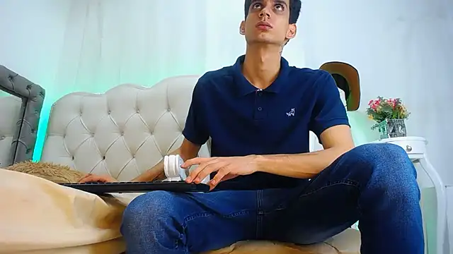 Sebalexis7 live sex cam