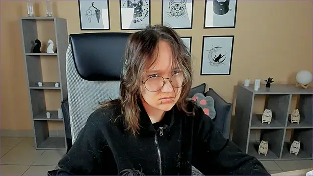 Sylvia_Reed's cam snapshot