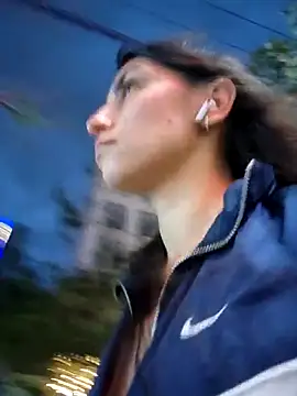 Izabella_Bella live sex cam