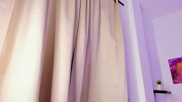 ebony_cutte's cam snapshot