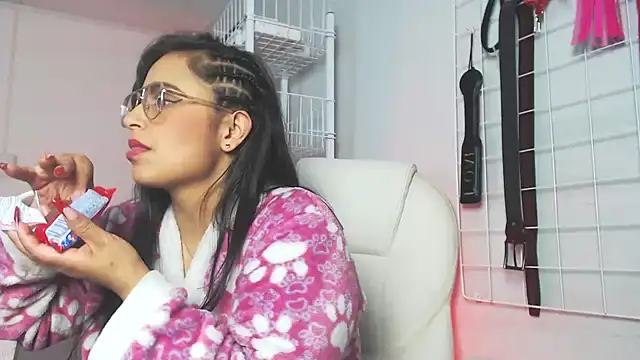 _adahara_queen's cam snapshot