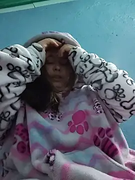 EliaStone05's cam snapshot