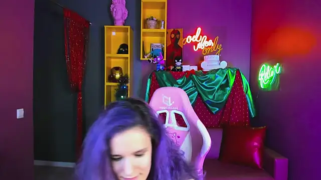 AuraLauni's cam snapshot