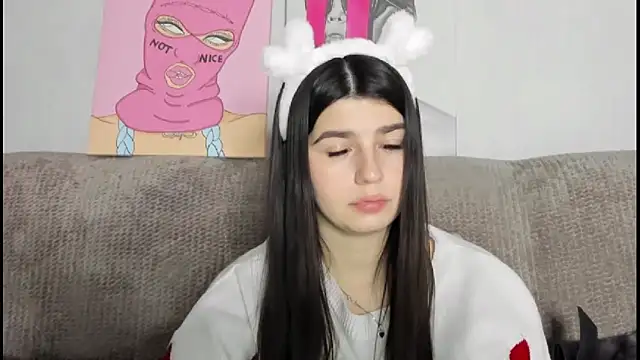 KisaModel's cam snapshot