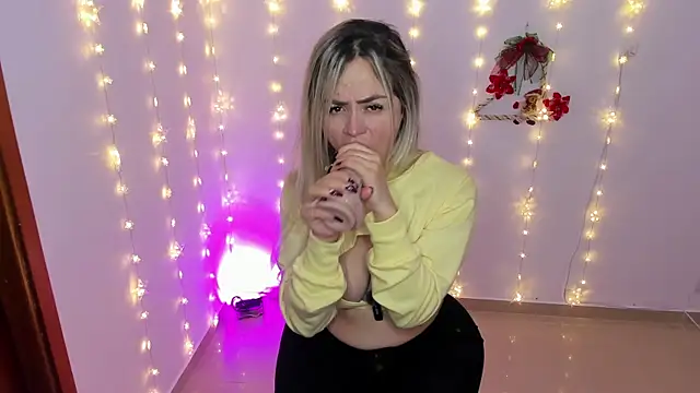 Luna_Marquez's cam snapshot