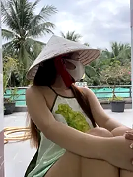 BabyThree_'s cam snapshot