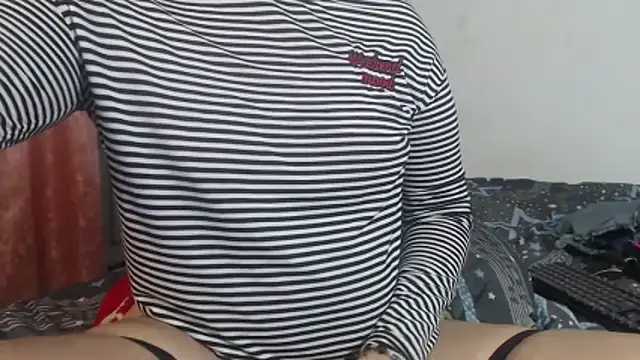 samanthaa_hot_'s cam snapshot