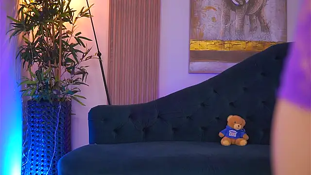 LaraSynn's cam snapshot