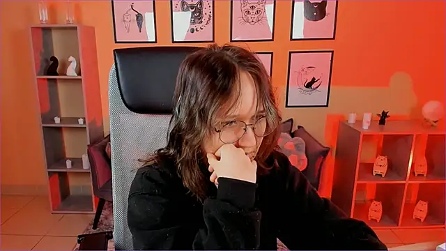 Sylvia_Reed's cam snapshot