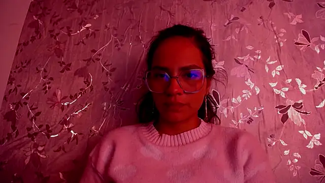 Samara_Homescapes's cam snapshot