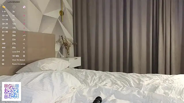 JodeeThu's cam snapshot