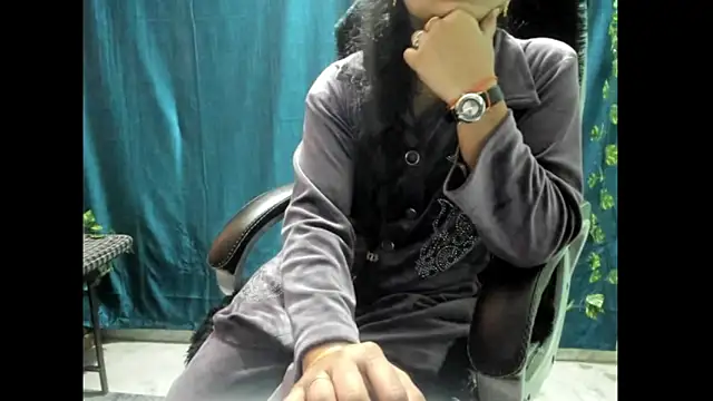 Forever_Love2025's cam snapshot