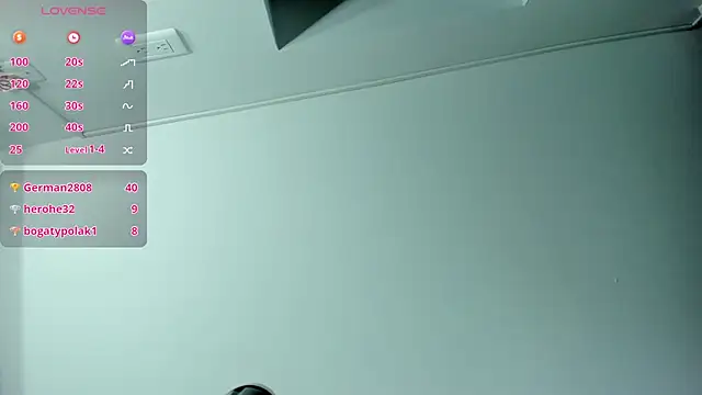 charlote_rossee live sex cam