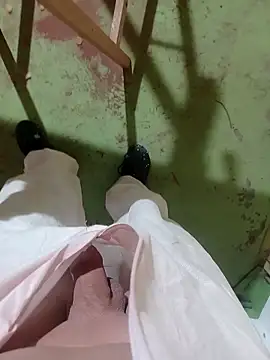 GeilerSchweizer's cam snapshot