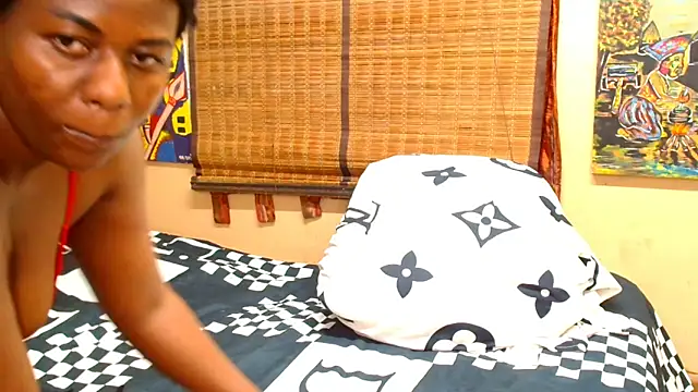 BootyQueen24X live sex cam