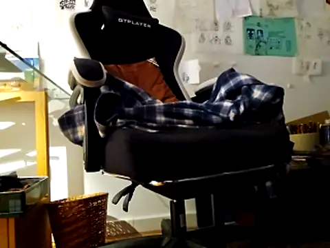 verylargecock's cam snapshot